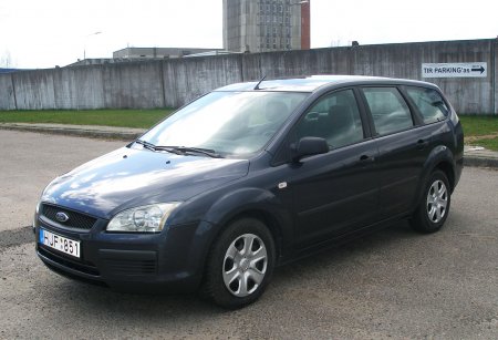 ford-focus-2005m